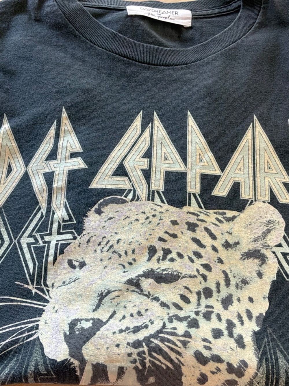 DAYDREAMER FOR FREE PEOPLE DEF LEPPARD/LIKE NEW ❤️ - Picture 5 of 5